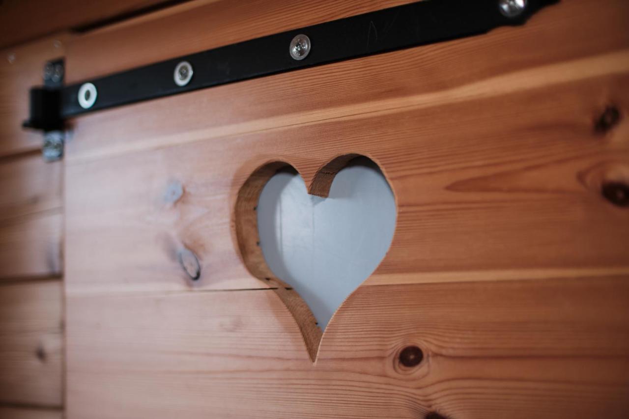 הוילה Jesenice  Treehouse Kremilek מראה חיצוני תמונה